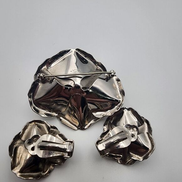 Vintage Napier Sterling Silver Flower Brooch & Clip-On Earrings Set - Picture 4 of 7